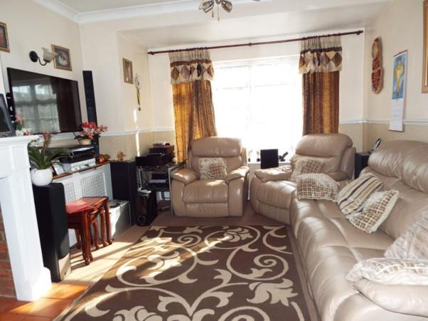 Living Room Section 2.jpg
